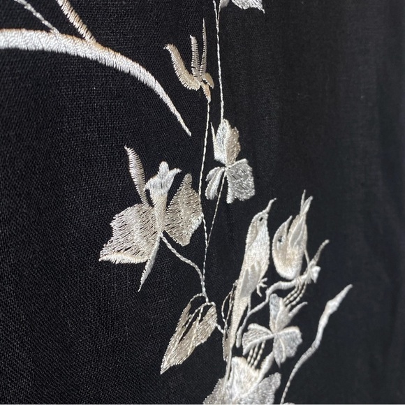 JOHN ROBERTS women's Linen blend Black floral Embroidered tassel skirt size 14P - Picture 5 of 10